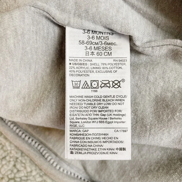 Gap | Baby Gray Sherpa Zip Front Body Suit | Size: 3-6M - Picture 7 of 7